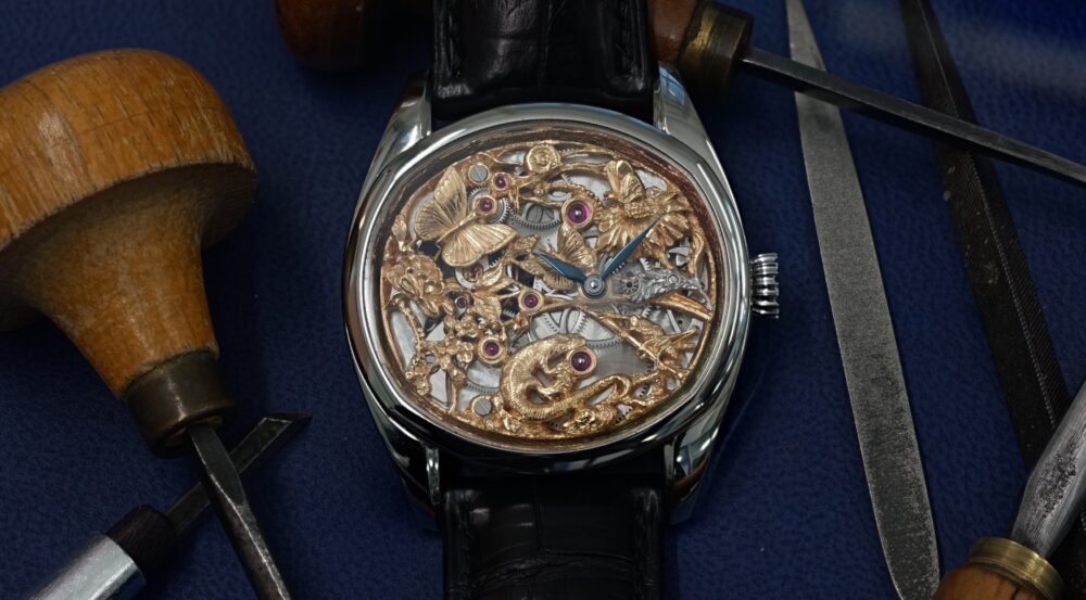 The Flore et Faune is a hand-engraving masterclass delivered by Andreas Strehler