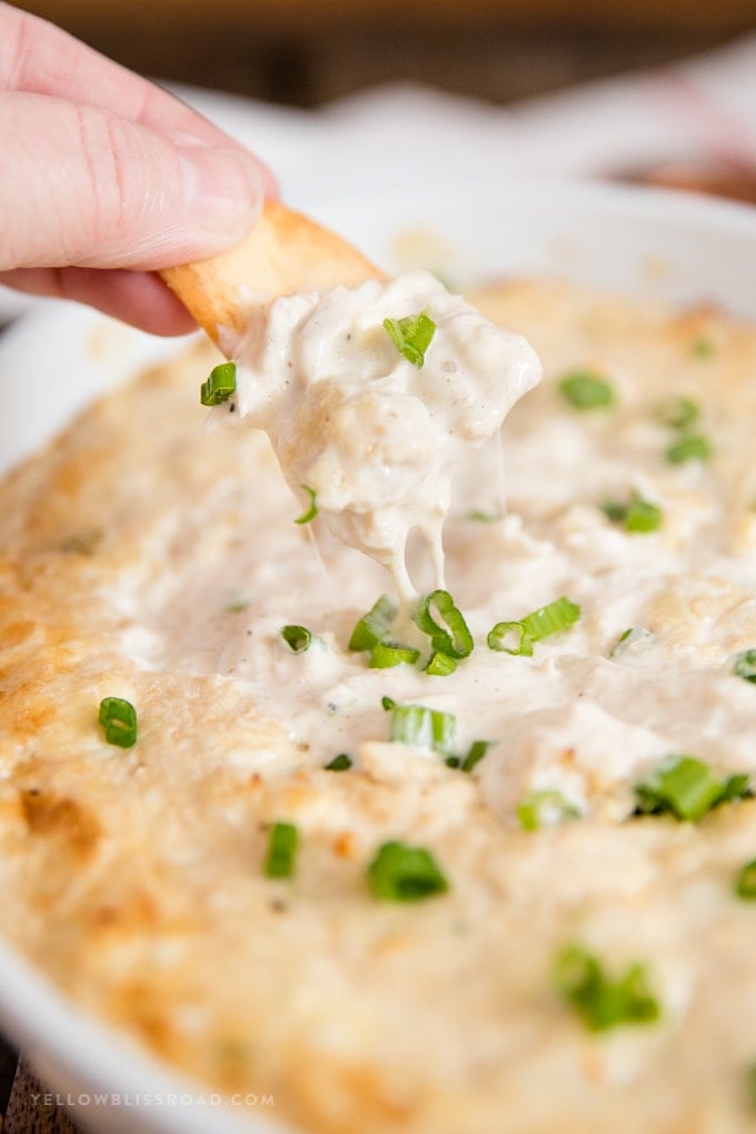 Cheesy Crab Dip with Pita Crackers