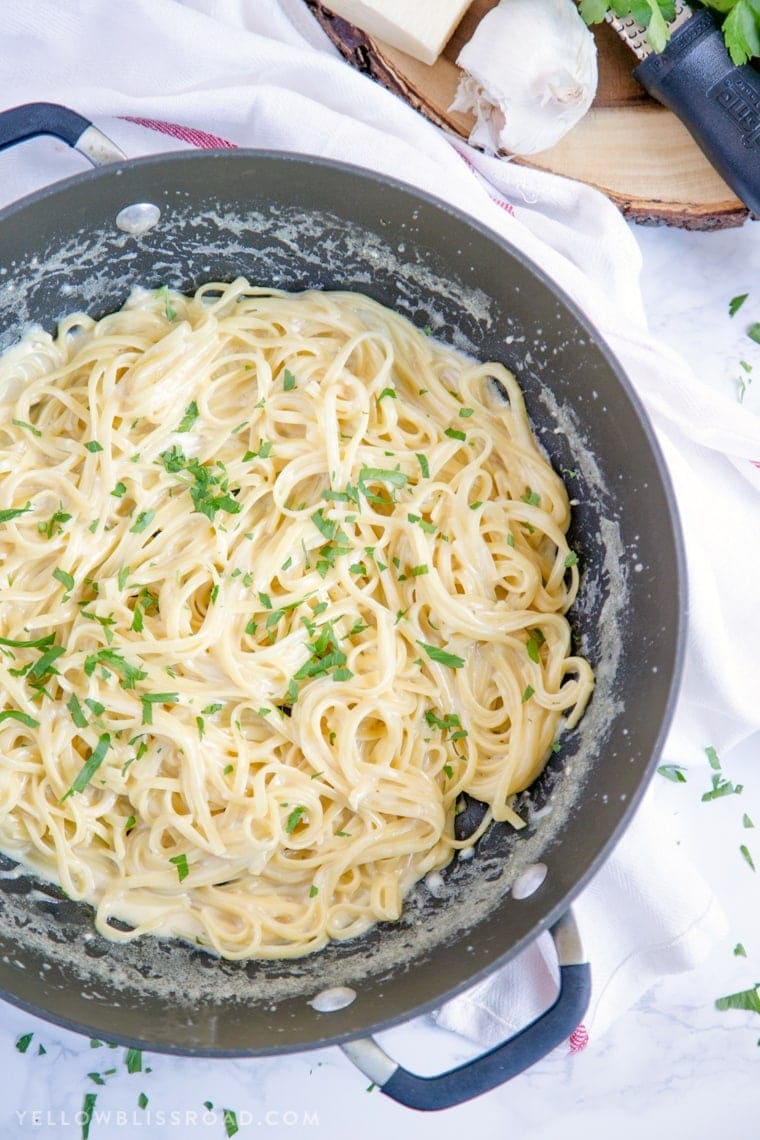 Creamy Parmesan Garlic One Pan Pasta