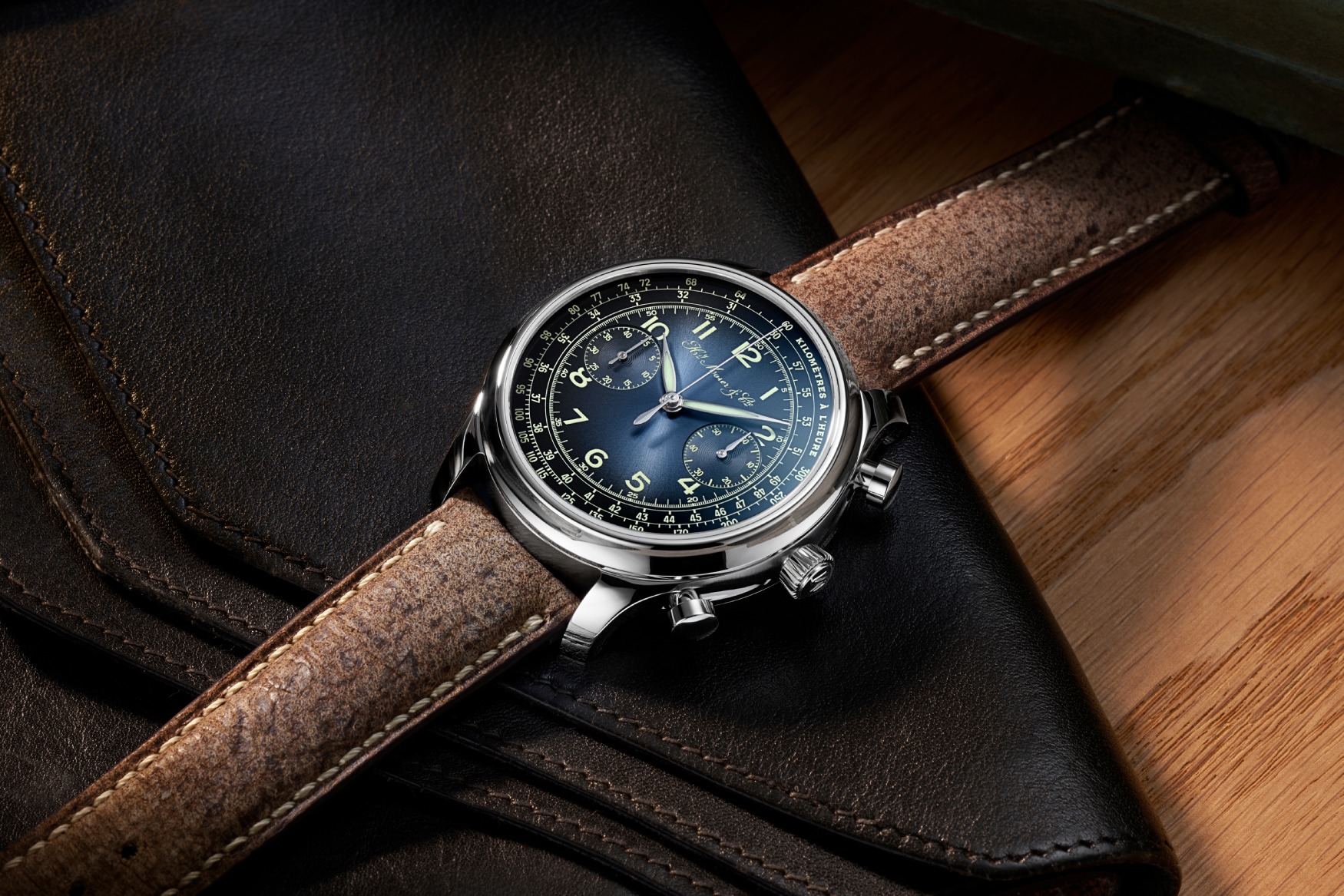 h moser massena lab endeavour chronograph compax strap