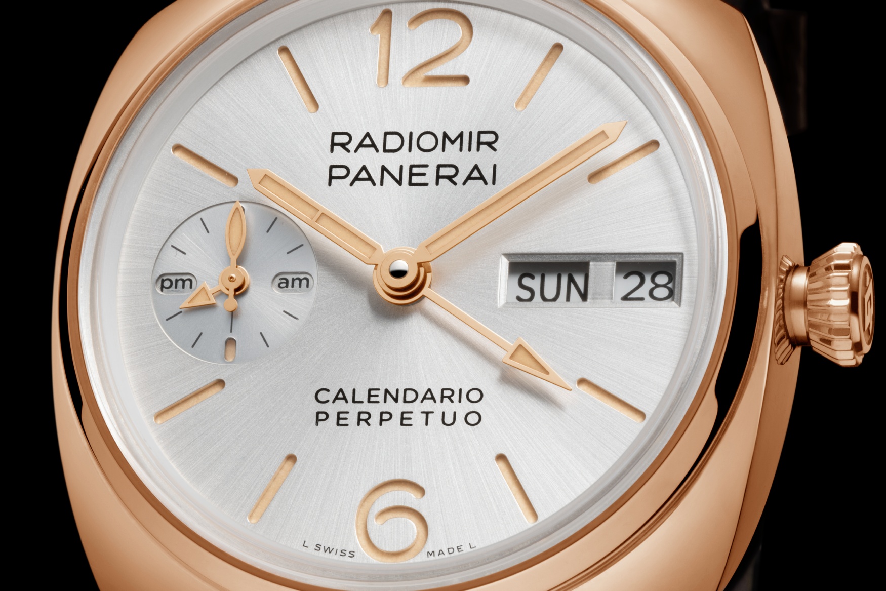 panerai radiomir perpetual calendar gmt goldtech pam01453 dial close up