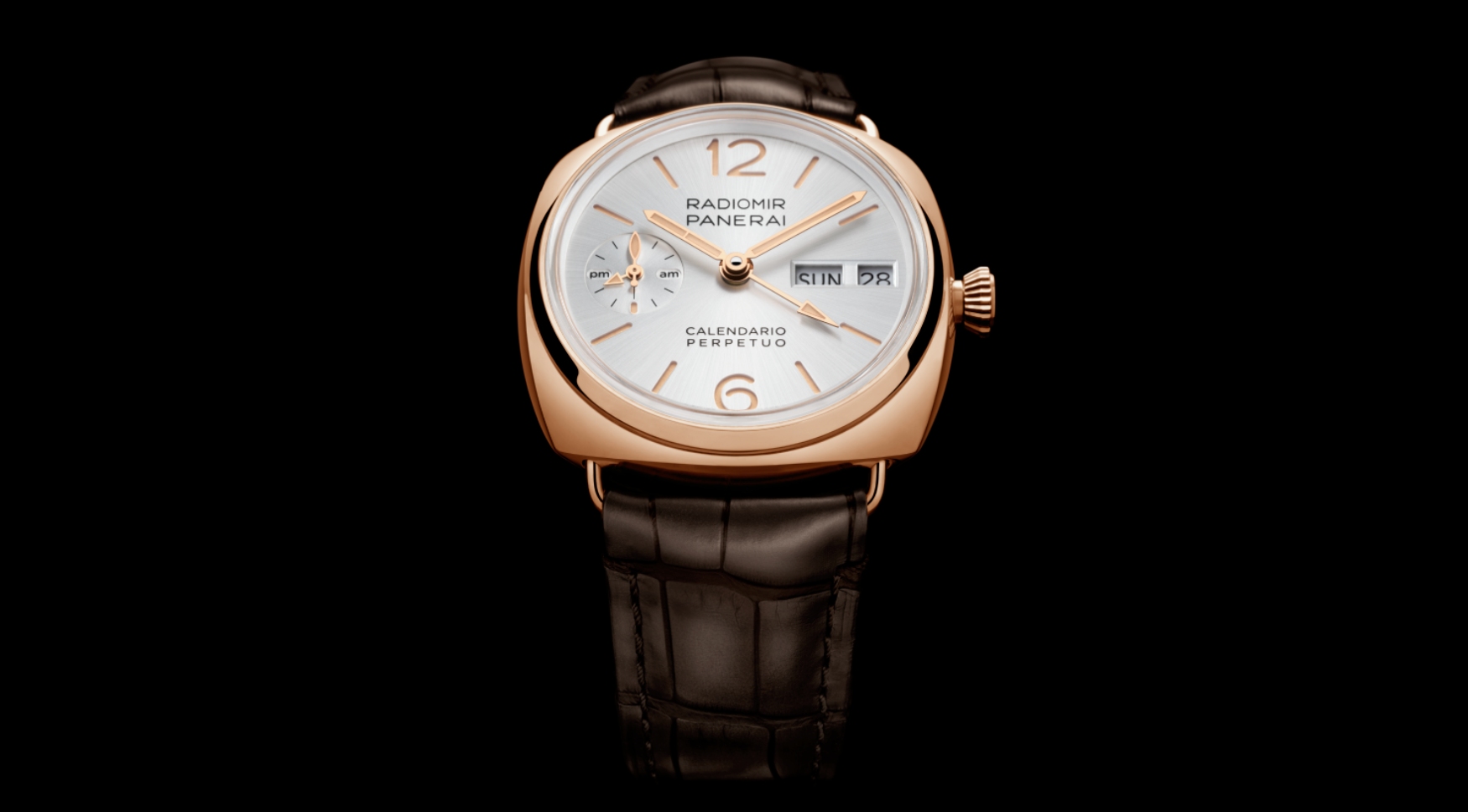 Hip hip, Panerai! Celebrating the Radiomir with the Perpetual Calendar GMT Goldtech